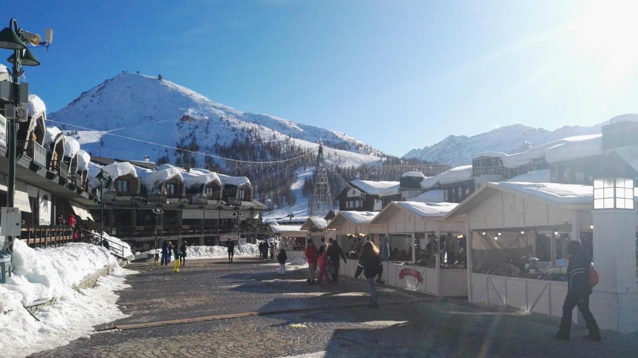 46 Vale C'E' Al Villaggio Olimpico Di Colle Sestriere Exterior foto